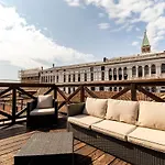 St. Mark Ca' Algi -apartment With Beautiful Roof Terrace 아파트 베니스